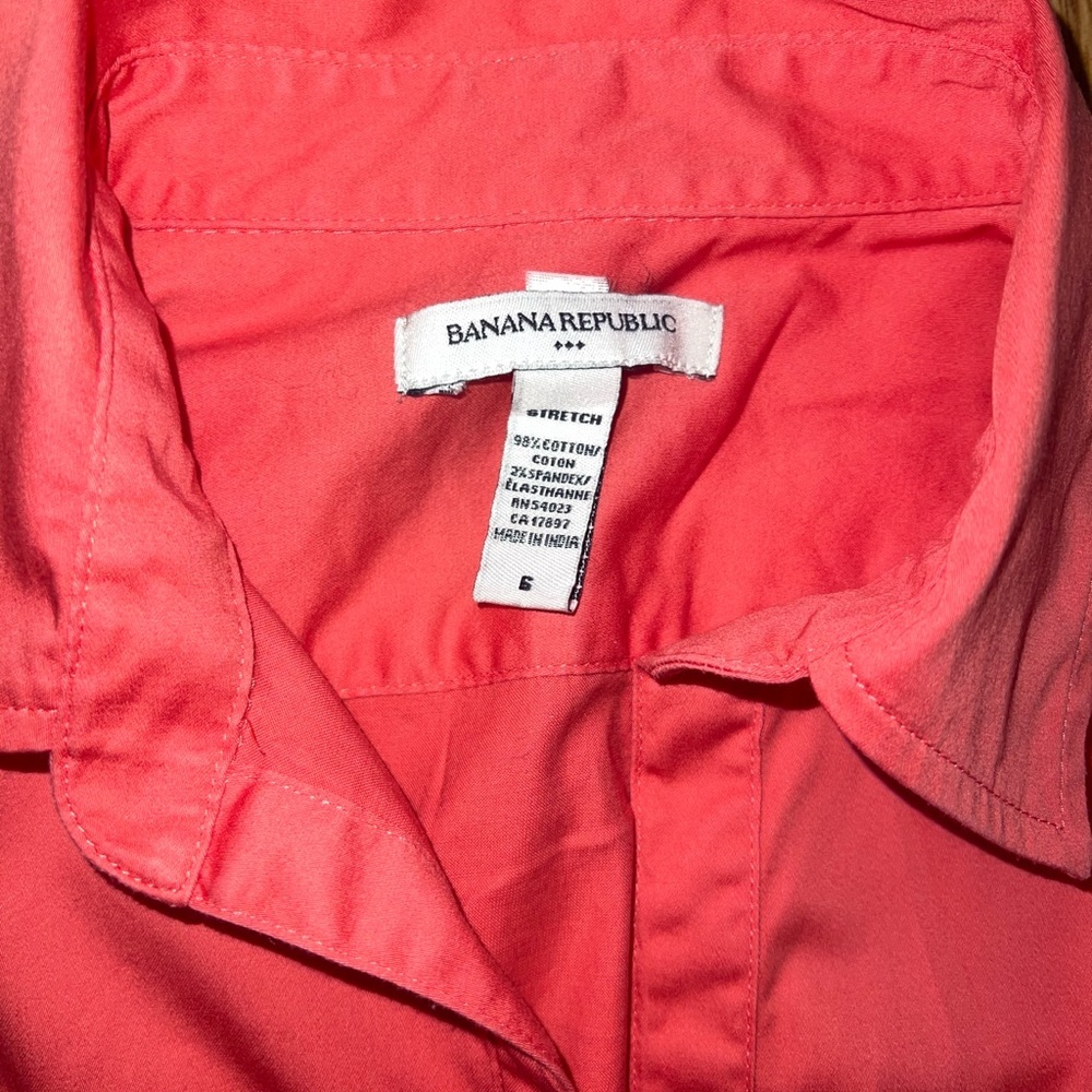 Banana Republic Coral Pink Button-Up Cap Sleeve Top - Picture 3 of 5